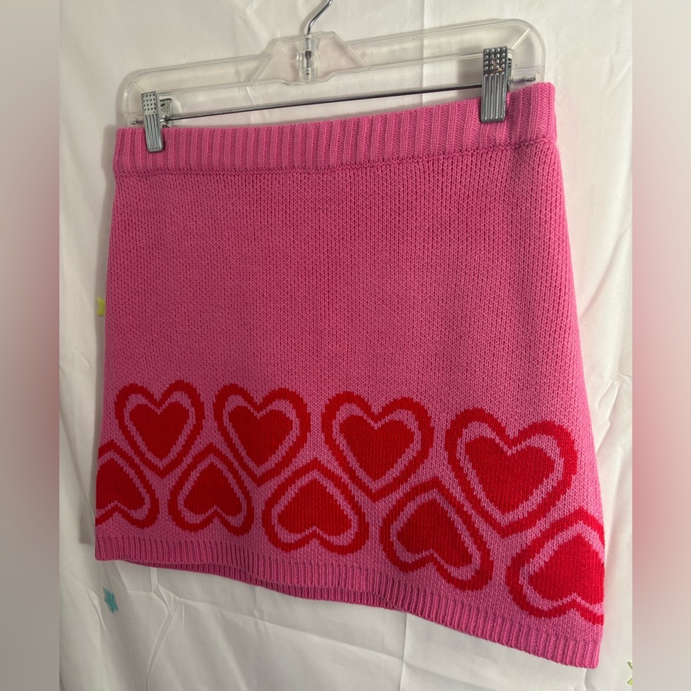 NWT Sugar Thrillz Pink and Red Heart Knit Mini Skirt Size M/L